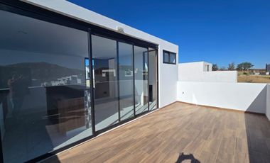CASA EN VENTA  EN  COTO GALARZA DE  CAPITAL NORTE A ESTRENAR.