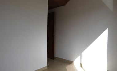 ARRRIENDO CASA EN PORTALES DEL NORTE