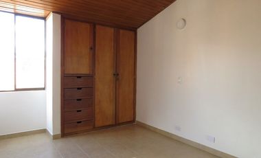 ARRRIENDO CASA EN PORTALES DEL NORTE
