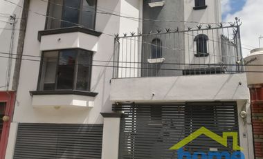 Casa en Venta en Barrio 18