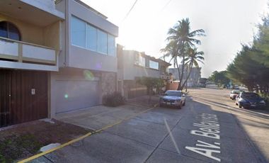 CASA EN VENTA COL MARIA DE LA PIEDAD COATZACOALCOS VERACRUZ