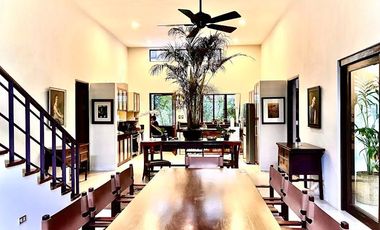 🏡 FOR SALE: Elegant 3-Storey House in Ayala Southvale Primera, Bacoor, Cavite 🌟