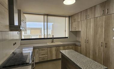 VENTA DE CASA EN VILLA MAGNA