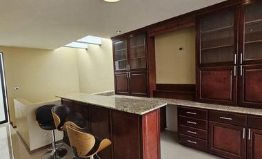 VENTA DE CASA EN VILLA MAGNA