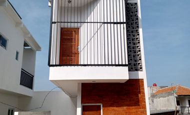 Rumah Murah 2 Lantai Di Setiabudhi Bandung 2 Kamar 2 Lantai