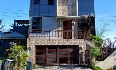 Spacious House and Lot for RENT with Swimming pool in Talisay City