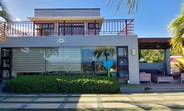 Spacious House and Lot for RENT with Swimming pool in Talisay City