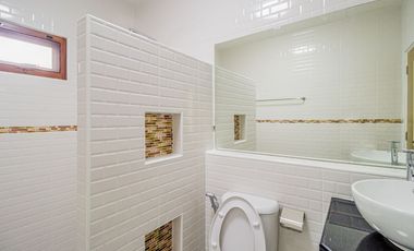 2-storey house, 3 bedrooms, 3 bathrooms, near Hang Dong Hospital no flooding in the Hang Dong area