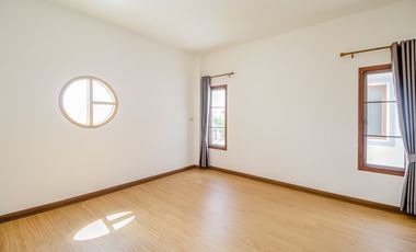 2-storey house, 3 bedrooms, 3 bathrooms, near Hang Dong Hospital no flooding in the Hang Dong area