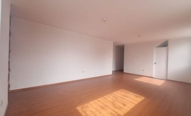 AMPLIO FLAT CON INGRESO INDEPENDIENTE COMO CASA EN JLBYR. GRIFO MONTERREY