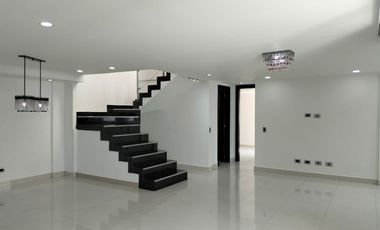 47362 Apartamento en Arriendo Jardines