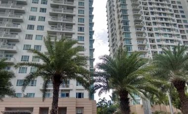 2 Bedroom Condominium With Parking In Vivant Flats Filinvest Alabang