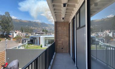 Venta Departamento 152m, Lumbisi Cumbaya