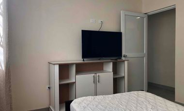 En Ibarra, rento departamento ejecutivo totalmente amoblado