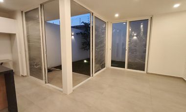 Casa en venta en las Grullas Residencial, San Agustín, Tlajomulco.