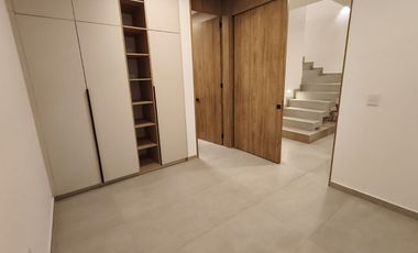 Casa en venta en las Grullas Residencial, San Agustín, Tlajomulco.