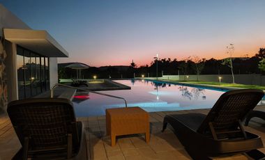 Casa en venta en las Grullas Residencial, San Agustín, Tlajomulco.