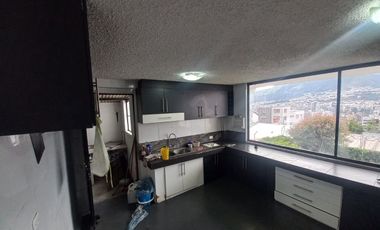 AMPLIA CASA A LA VENTA SECTOR EL BATAN ALTO, PARQUE METROPOLITANO.