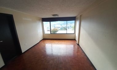 AMPLIA CASA A LA VENTA SECTOR EL BATAN ALTO, PARQUE METROPOLITANO.