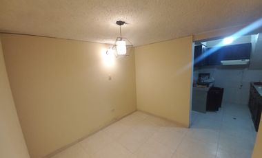 AMPLIA CASA A LA VENTA SECTOR EL BATAN ALTO, PARQUE METROPOLITANO.