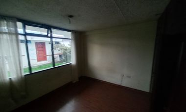 AMPLIA CASA A LA VENTA SECTOR EL BATAN ALTO, PARQUE METROPOLITANO.