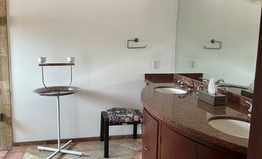 Excelente Residencia en Condominio Horizontal de Solo 4 Casas en El Pedregal