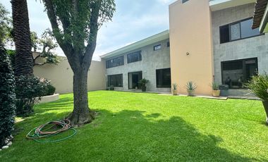 Excelente Residencia en Condominio Horizontal de Solo 4 Casas en El Pedregal