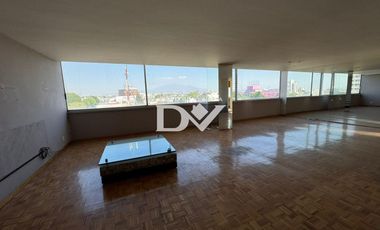 OFICINA EN RENTA EN LA PAZ PARA 6 PERSONAS