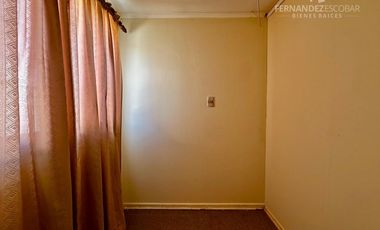 LOS ANDES - VENDE CASA DOS PISOS 3D 1B 1E - JARDINES DE LOS ANDES III