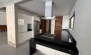 CASA EN VENTA EN EL CENTRO DE CANCÚN