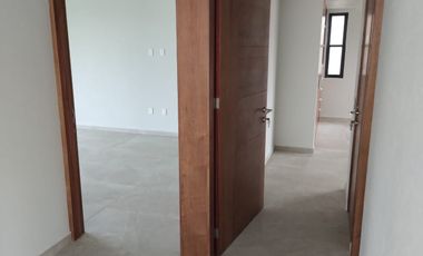 VENTA DE CASA NUEVA CON RECÁMARA EN PLANTA BAJA EN PARAÍSO COUNTRY CLUB