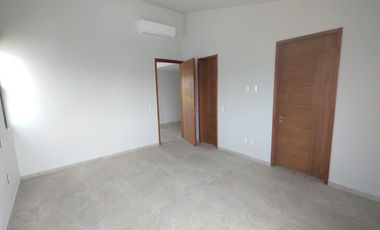 VENTA DE CASA NUEVA CON RECÁMARA EN PLANTA BAJA EN PARAÍSO COUNTRY CLUB