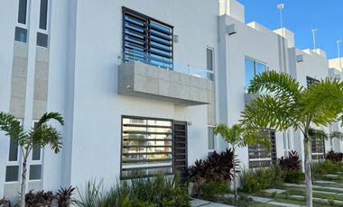 Hermosa casa en renta en Altavela.