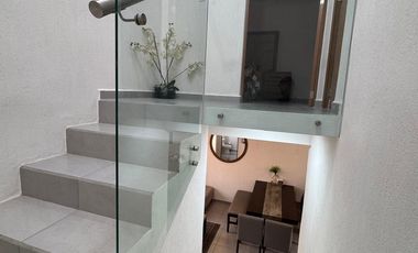 Hermosa casa en renta en Altavela.