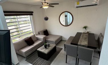 Hermosa casa en renta en Altavela.
