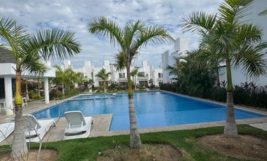 Hermosa casa en renta en Altavela.