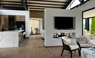 47420 Casa en Venta El Retiro