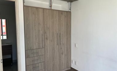 Se renta departamento atras de la plaza comercial Cosmopol