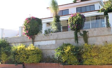 Casa en Renta con Alberca en Las Cañadas de Lujo, Zapopan