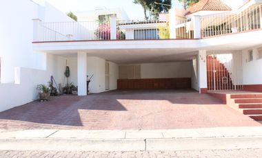 Casa en Renta con Alberca en Las Cañadas de Lujo, Zapopan