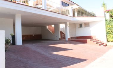 Casa en Renta con Alberca en Las Cañadas de Lujo, Zapopan