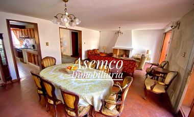 ¡Ocasión! Surco, en Venta Casa Frente a Parque con Jardín y Terraza - 200 m²-  3 Pisos