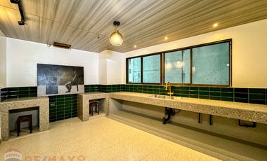 🍁 For Sale: 4-Bedroom Unit in Avignon Tower, Makati City