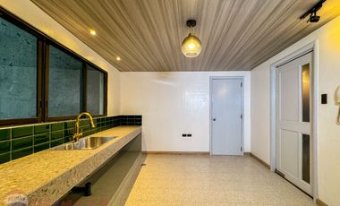 🍁 For Sale: 4-Bedroom Unit in Avignon Tower, Makati City