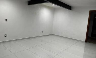 Increible Casa en Venta en Colonia Providencia, Guadalajara
