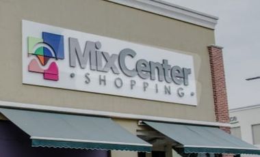 En venta consultorio dental full equipado en Mix Center, Av. Leon Febres Cordero