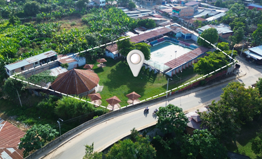 Terreno en venta con excelente potencial. Ubicado en lo que fue un centro deportivo, esta propiedad es ideal para un proyecto comercial o residencial.