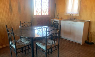 Se vende parcela 5.123 m2 con casa amoblada en Pelarco