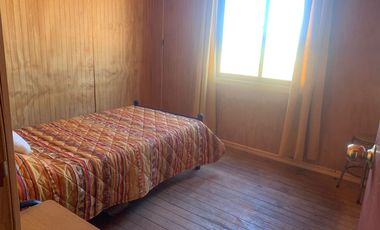 Se vende parcela 5.123 m2 con casa amoblada en Pelarco