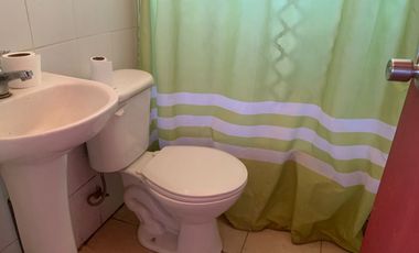 Se vende parcela 5.123 m2 con casa amoblada en Pelarco
